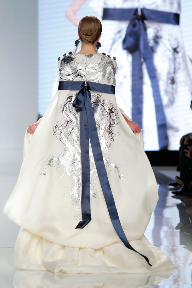 ilovebrides.pt Isabel Sanchis 2018 Barcelona Bridal Fashion Week 2017